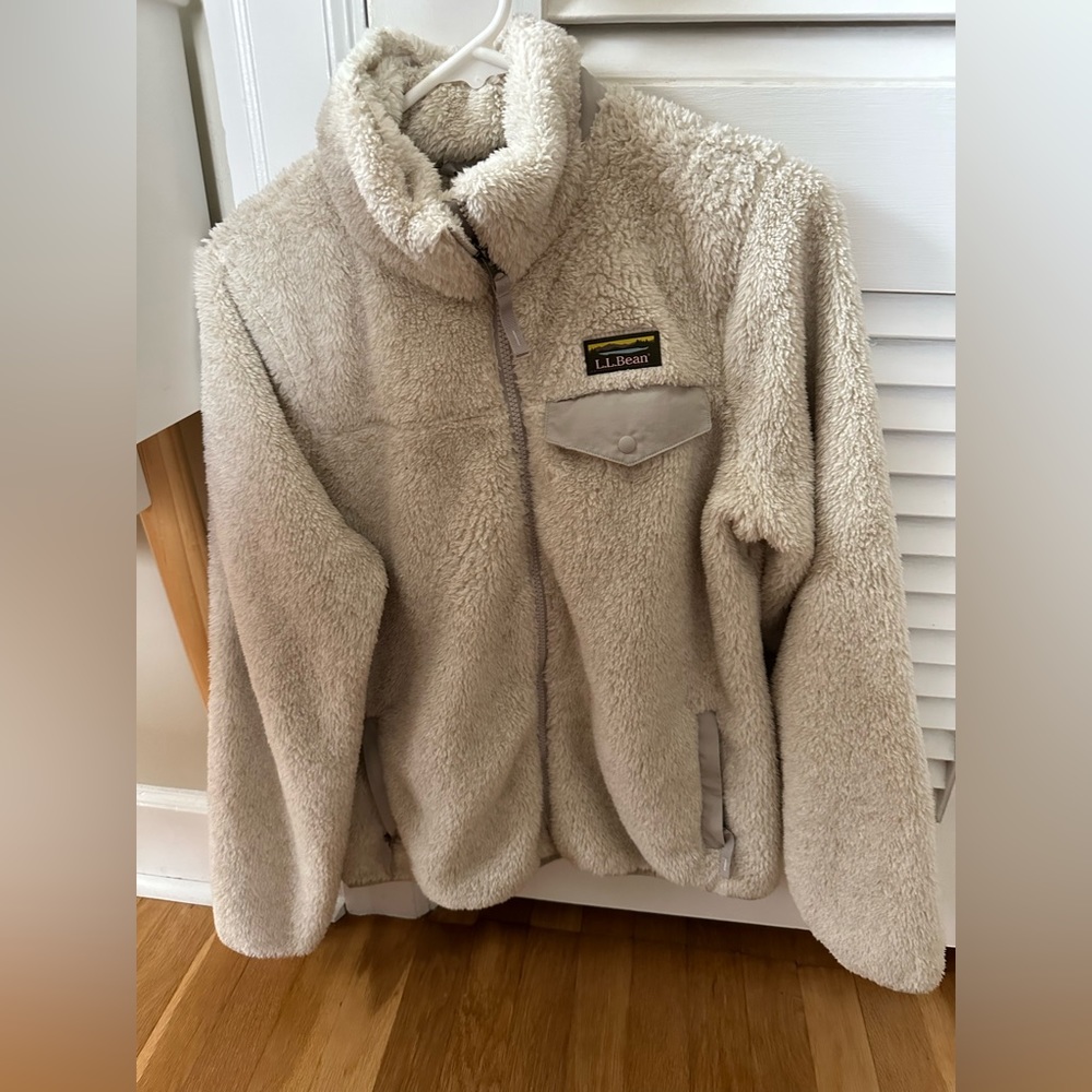 LLBean fleece in need of a collar repair, size small, ivory high pile fleece